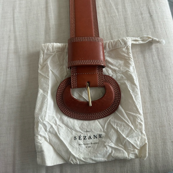 Sezane Cowhide Leather Jones Belt - Picture 4 of 11